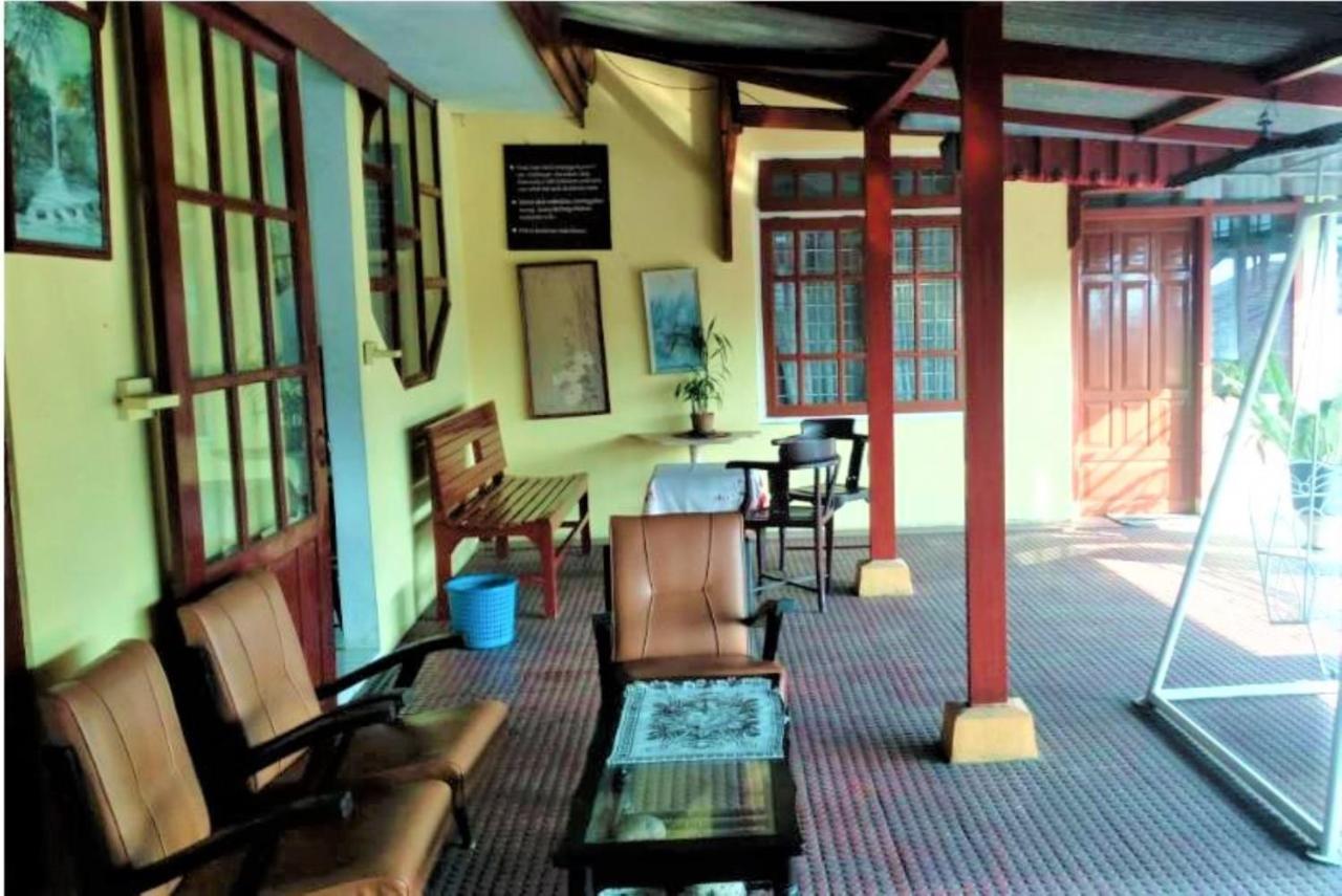 Wisma & Kantin Amanda Mojokerto Εξωτερικό φωτογραφία
